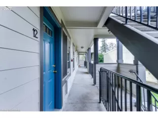 Photo #2: 22255266 Listing