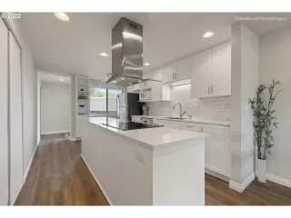 Photo #2: 22255373 Listing