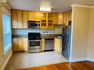 Photo #1: 222555650 Listing
