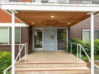 Photo #2: 22255932 Listing