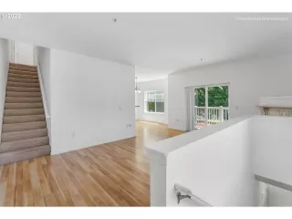 Photo #3: 22256529 Listing 