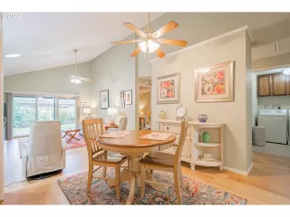 Photo #4: 22257841 Listing