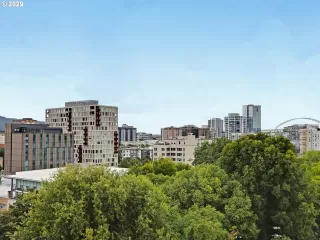 Photo #3: 22260834 Listing