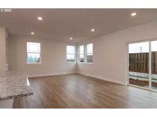 Photo #6: 22262536 Listing 