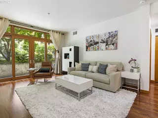 Photo #2: 22264857 Listing
