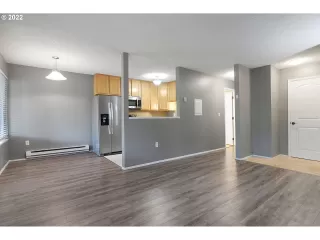 Photo #2: 22265000 Listing 