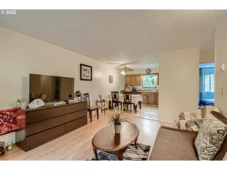 Photo #4: 22265314 Listing 