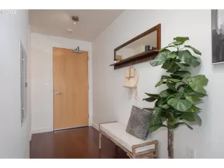 Photo #3: 22265514 Listing