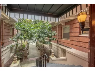 Photo #2: 22265943 Listing