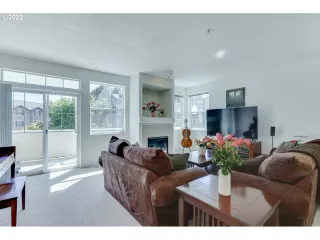 Photo #3: 22265991 Listing 