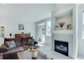 Photo #4: 22265991 Listing 