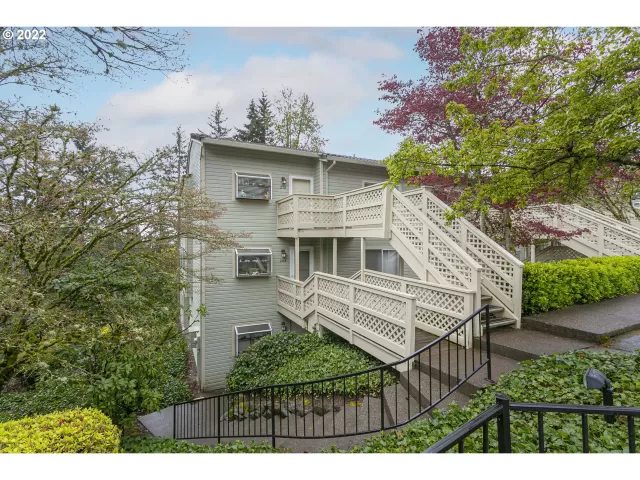 MLS: 22266391 Condo For Sale