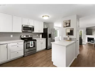 Photo #2: 22266391 Listing