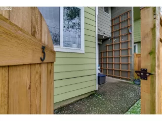 Photo #1: 22266788 Listing