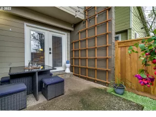 Photo #4: 22266788 Listing
