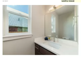 Photo #5: 22267119 Listing