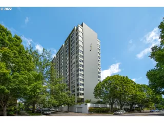 Photo #1: 22267516 Listing