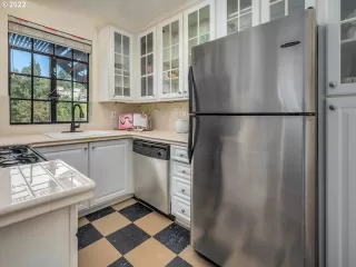 Photo #3: 22268860 Listing