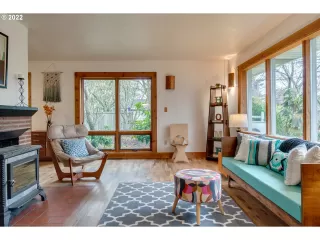 Photo #2: 22269383 Listing