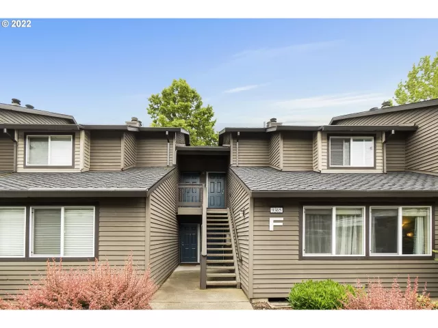 MLS: 22269479 Condo For Sale