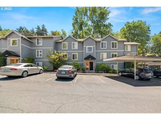 Photo #1: 22270911 Listing