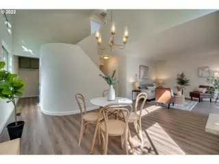 Photo #4: 22271112 Listing 