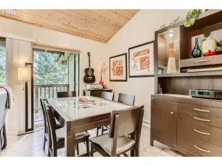 Photo #4: 22272412 Listing