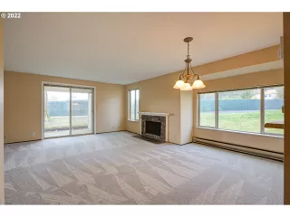 Photo #4: 22273244 Listing 