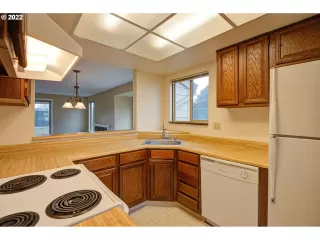 Photo #5: 22273244 Listing 