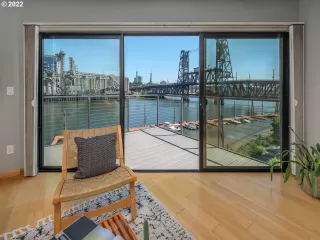 Photo #5: 22273581 Listing