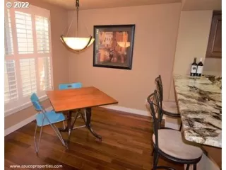 Photo #4: 22275126 Listing