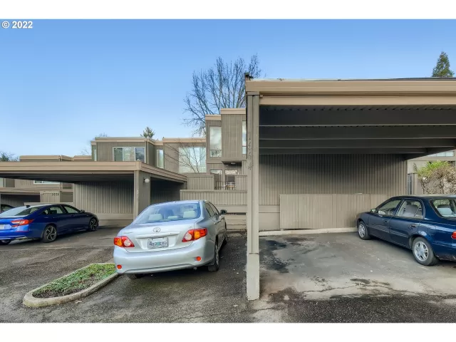 MLS: 22275162 Condo For Sale