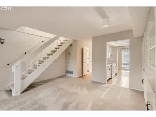 Photo #5: 22275162 Listing 