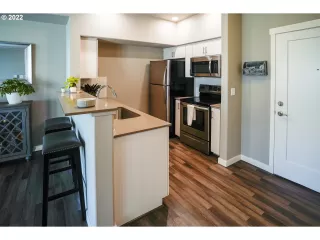 Photo #6: 22275394 Listing 