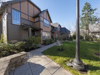 Photo #1: 22277217 Listing