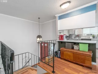 Photo #4: 22277307 Listing