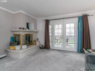 Photo #6: 22277307 Listing