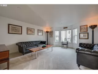 Photo #4: 22277322 Listing