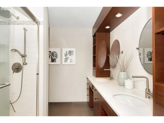 MLS: 22278338 Condo For Sale