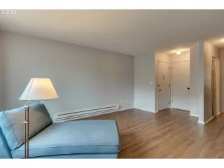 Photo #2: 22278413 Listing