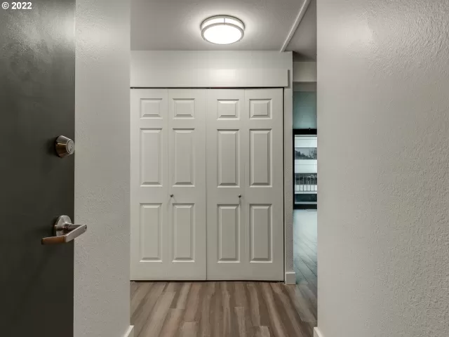 MLS: 22278674 Condo For Sale