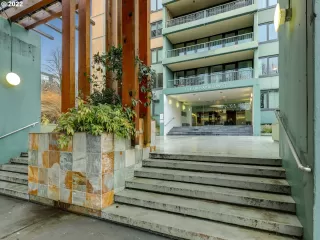 Photo #2: 22278674 Listing