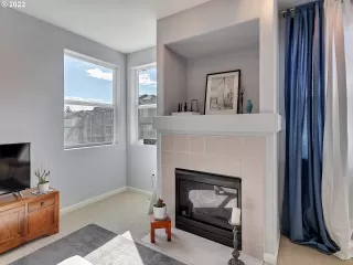 Photo #4: 22279200 Listing