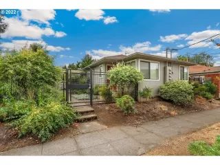 More Details about MLS # 22279544 : 5821 NE 10TH AVE 102