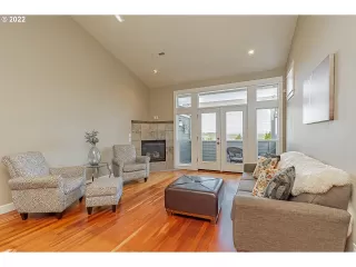 Photo #5: 22281374 Listing 