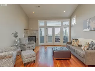 Photo #6: 22281374 Listing 