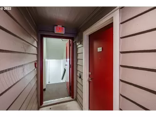 Photo #2: 22282334 Listing 