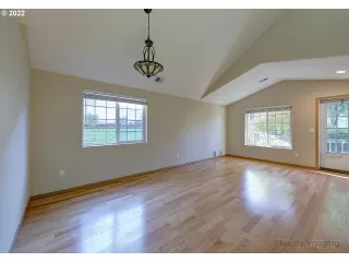 Photo #6: 22283011 Listing