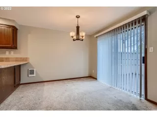 Photo #3: 22283936 Listing