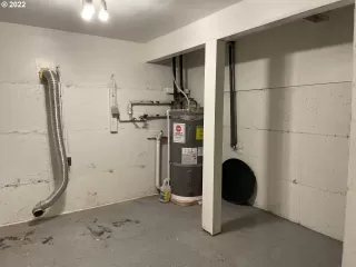 Photo #4: 22284515 Listing